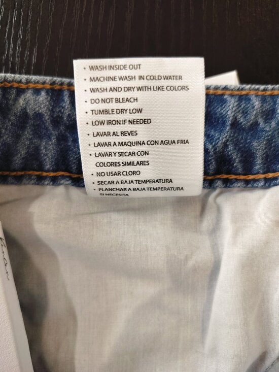 KanCan High Rise Distressed Denim Shorts Size 13/30 Light Wash Frayed Hem NWT * - Picture 10 of 10